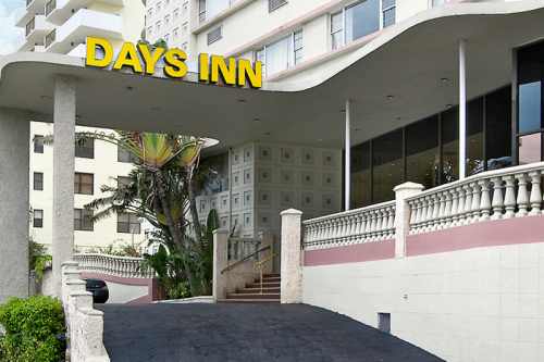Days Inn Oceanside 001